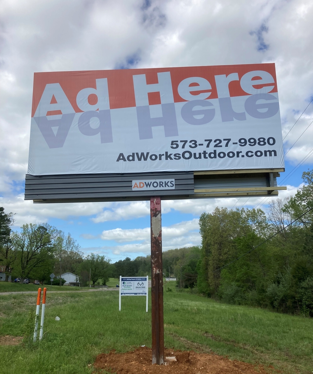 piedmont_east_1280_1280_oriented Sign